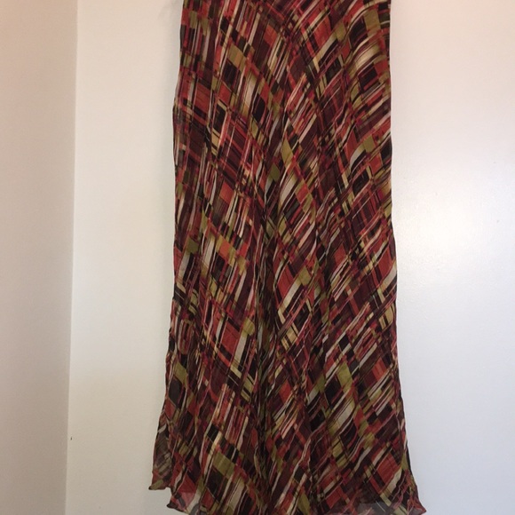 NWOT maxi skirt - Picture 6 of 8